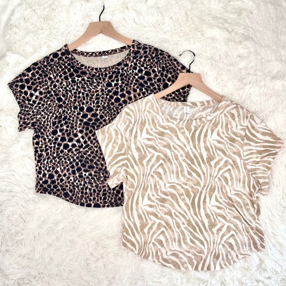 Old Navy Ultralite Cropped Rib Knit T Shirt Animal Print Set of 2 - Picture 1 of 7